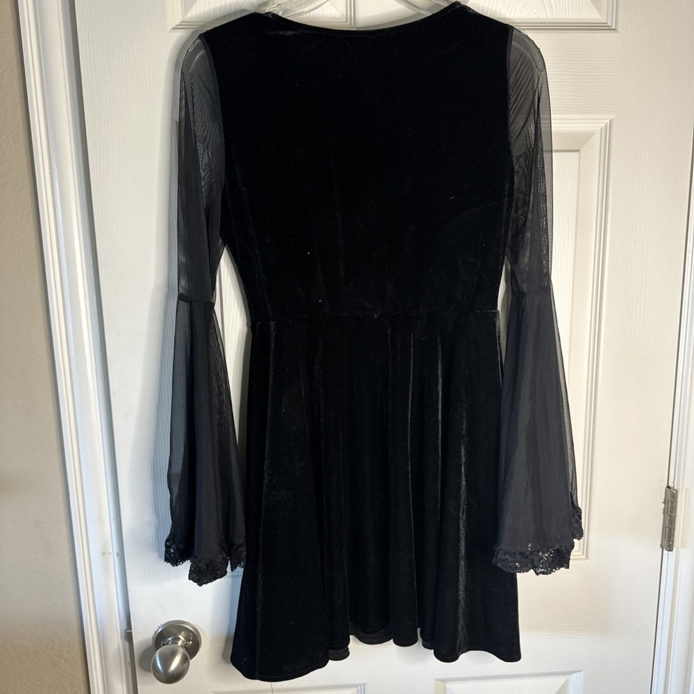 Black Velvet Chiffon Bell Sleeve Gothic Dark Fairy Whimsy Witchy Medium Dress - Picture 8 of 8